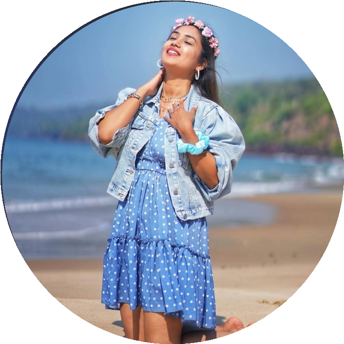 Vaishnavi Naik — @beingnavi90